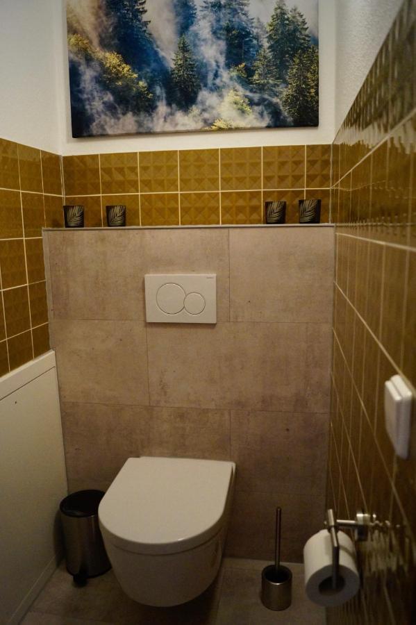Schwarzwald Geht Immer Fewo 60 Qm Mit Grossem Suedbalkon, Wlan Und Magenta Tv Schoenwald im Schwarzwald Exterior photo